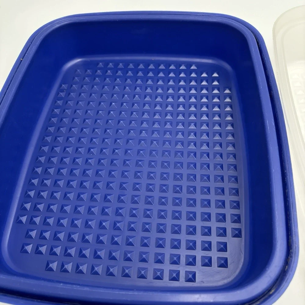 Tupperware vintage two